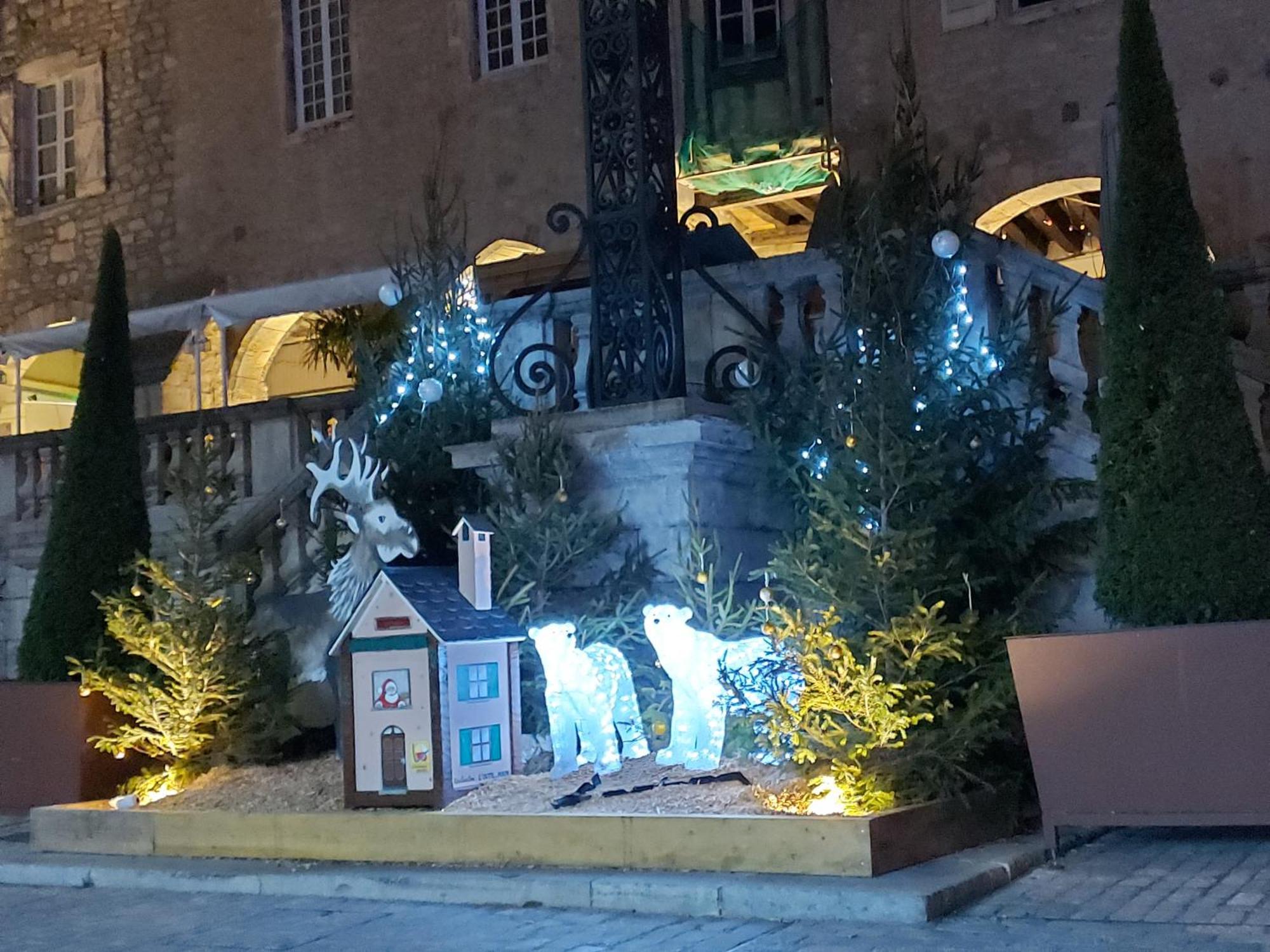 Le Saint-Georges Apartman Villefranche-de-Rouergue Kültér fotó