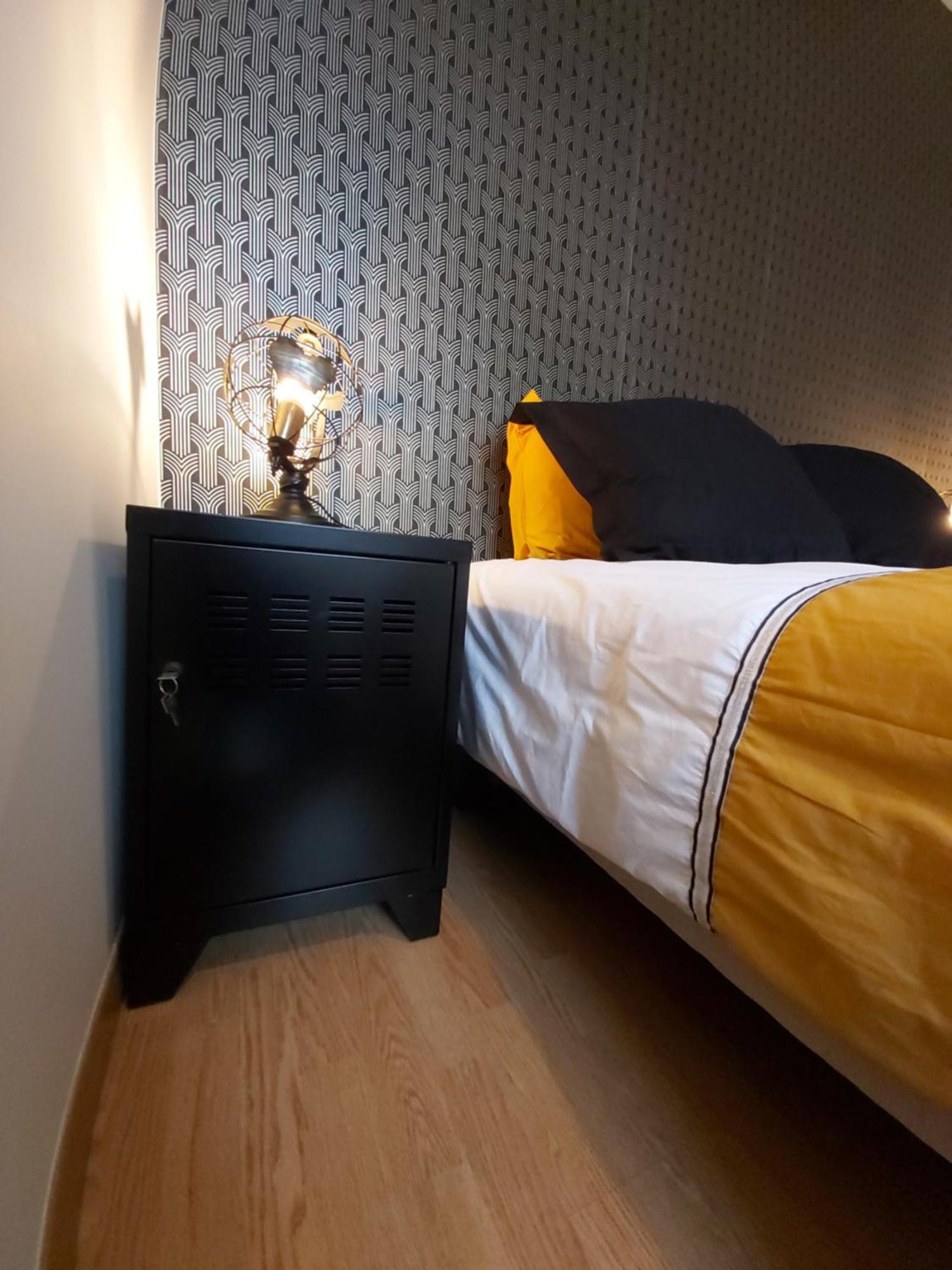 Le Saint-Georges Apartman Villefranche-de-Rouergue Szoba fotó