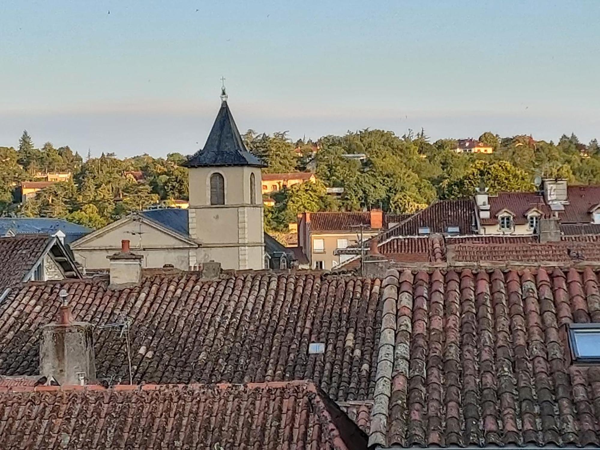 Le Saint-Georges Apartman Villefranche-de-Rouergue Szoba fotó